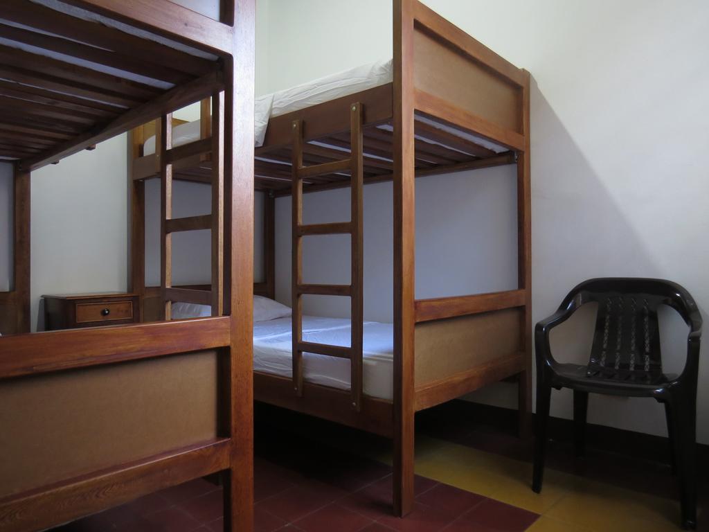 Hostal Casa Prado 메딜린 외부 사진