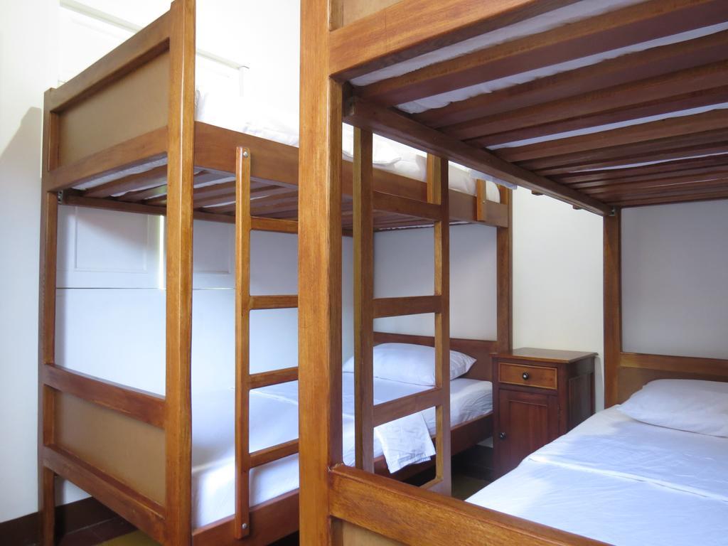 Hostal Casa Prado 메딜린 외부 사진