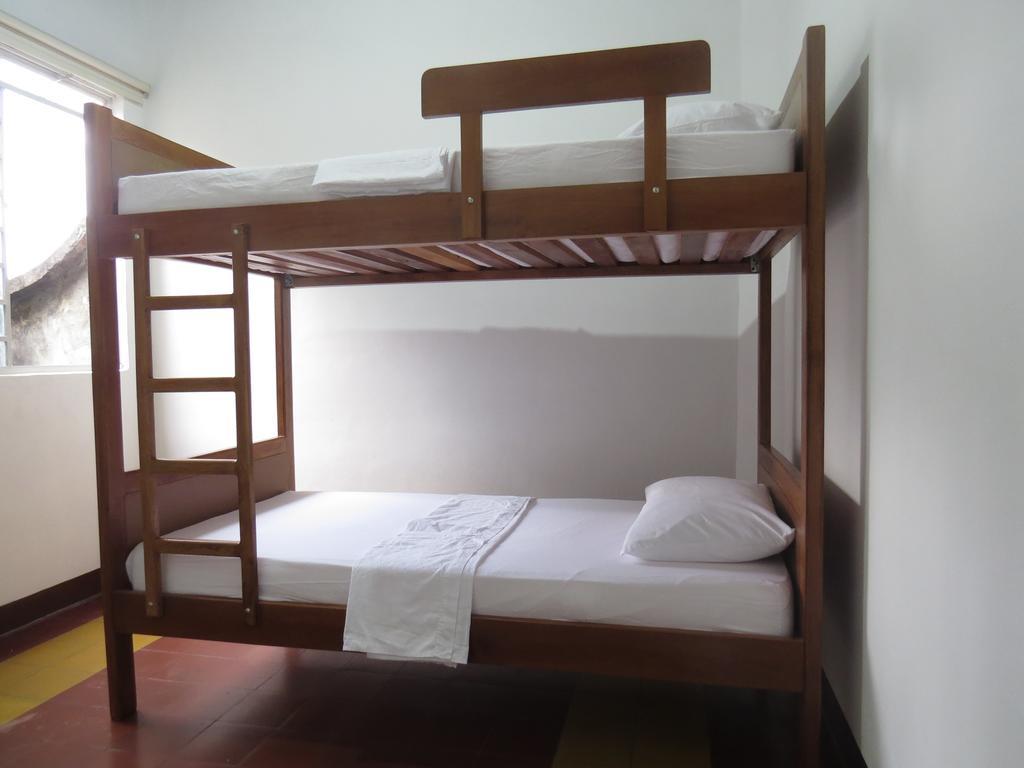 Hostal Casa Prado 메딜린 외부 사진