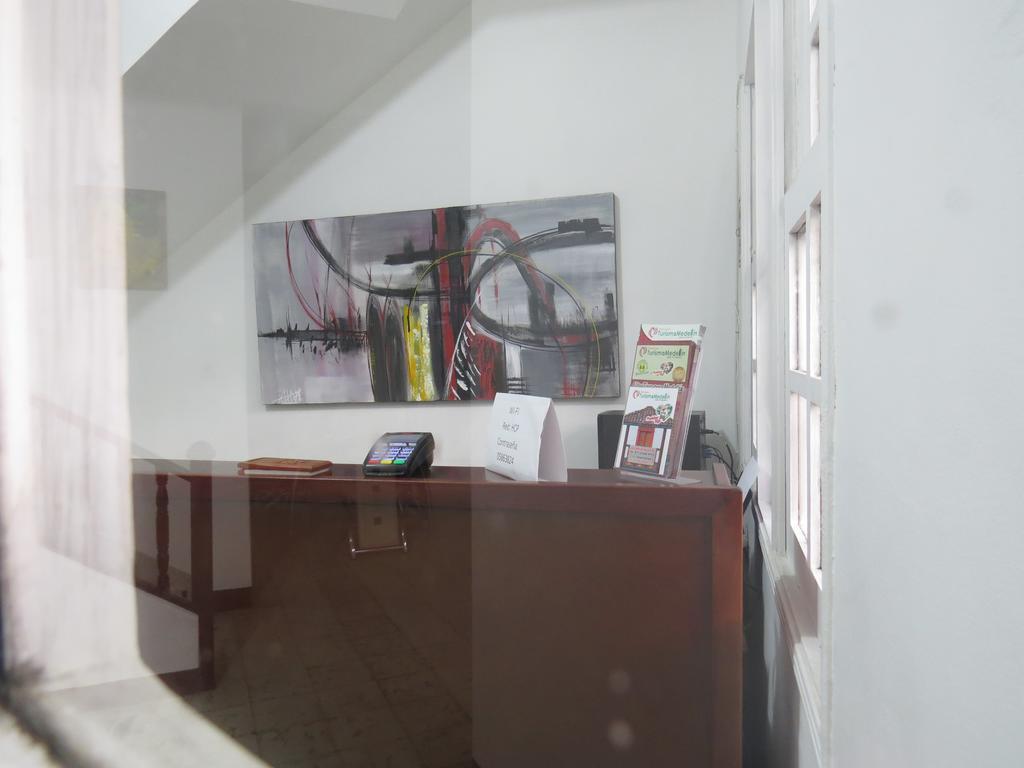 Hostal Casa Prado 메딜린 외부 사진
