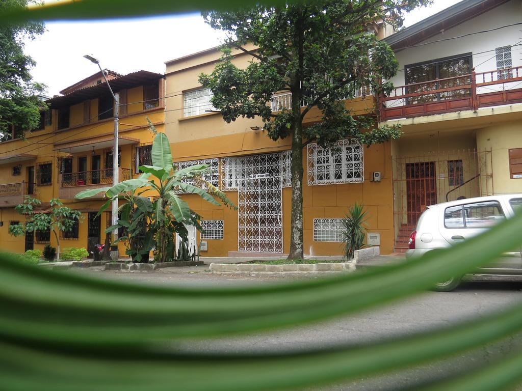 Hostal Casa Prado 메딜린 외부 사진